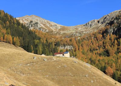 Casa-Vacanze-Gruppi- Primalunetta-esterno-6