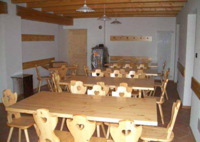 Casa-Vacanze-Gruppi- Primalunetta-sala-pranzo