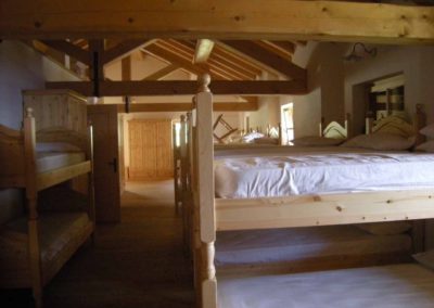 Casa-Vacanze-Gruppi- Primalunetta-stanza-4