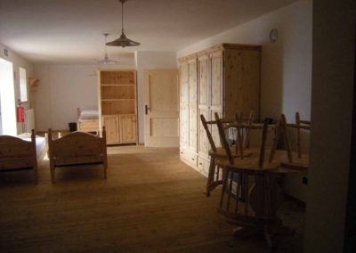 Casa-Vacanze-Gruppi- Primalunetta-stanza-6